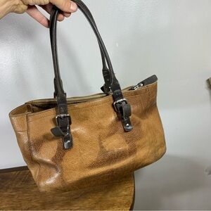 Vintage M0851 distressed leather bag